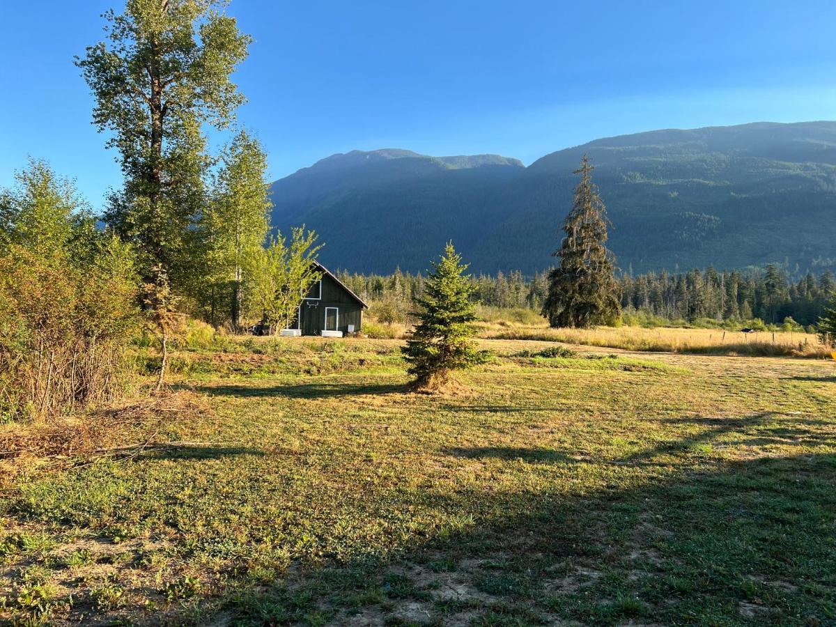 Country Home, Sleeps 6 Pets Friendly Port Alberni Exterior foto