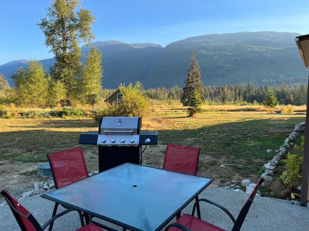 Country Home, Sleeps 6 Pets Friendly Port Alberni Exterior foto